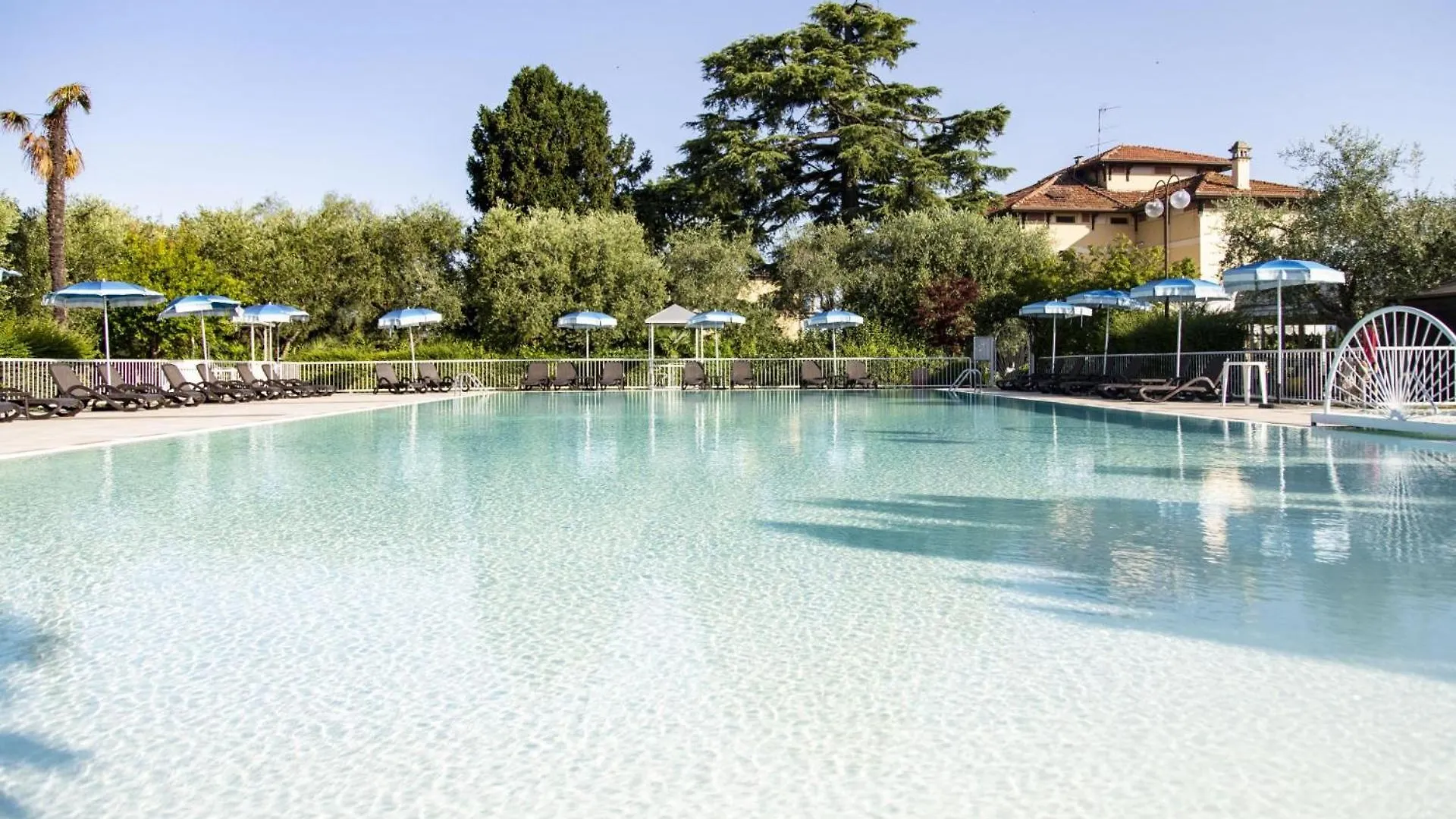 Dove Soggiornare vicino alle Grotte di Catullo: 4 Hotel Romantici
